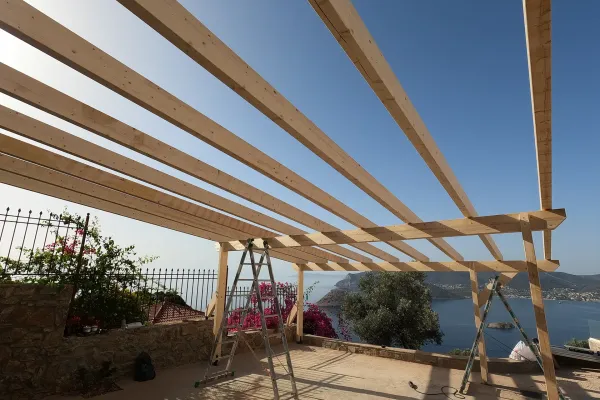 Φυσικό ροζ κεραμίδι στο Πόρτο Ράφτη